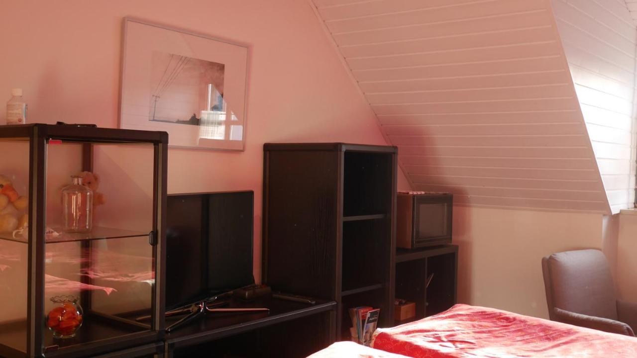 Ruhiges Naehe Messe Mit Wallbox Homestay